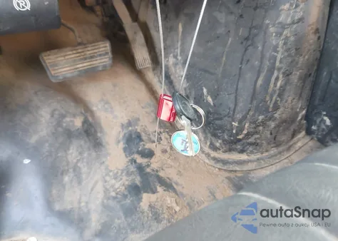 2014 Chevrolet Express 2500 Work Van z USA, uszkodzony, nr VIN 1GCWGFCA4E1128319